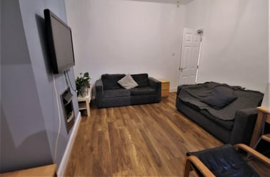 Tavistock Road, Jesmond, Newcastle - Image 2